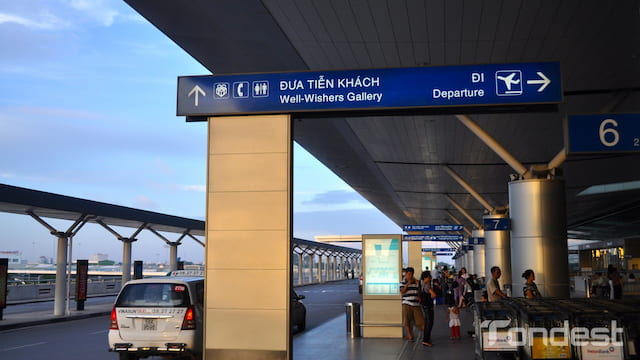Tan Son Nhat VIP Fast Track (Departure Immigration)